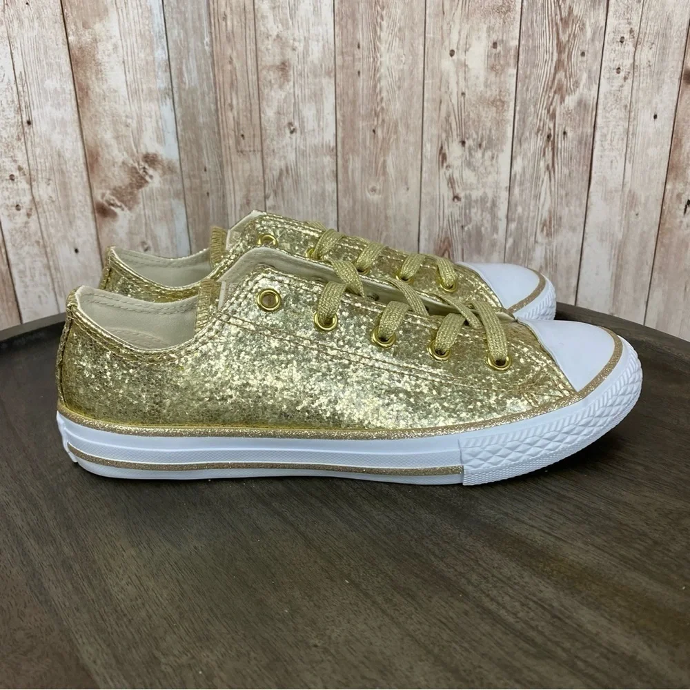 Converse‎ CTAS Ox Light Gold Low Top Sneakers Size 3 Youth